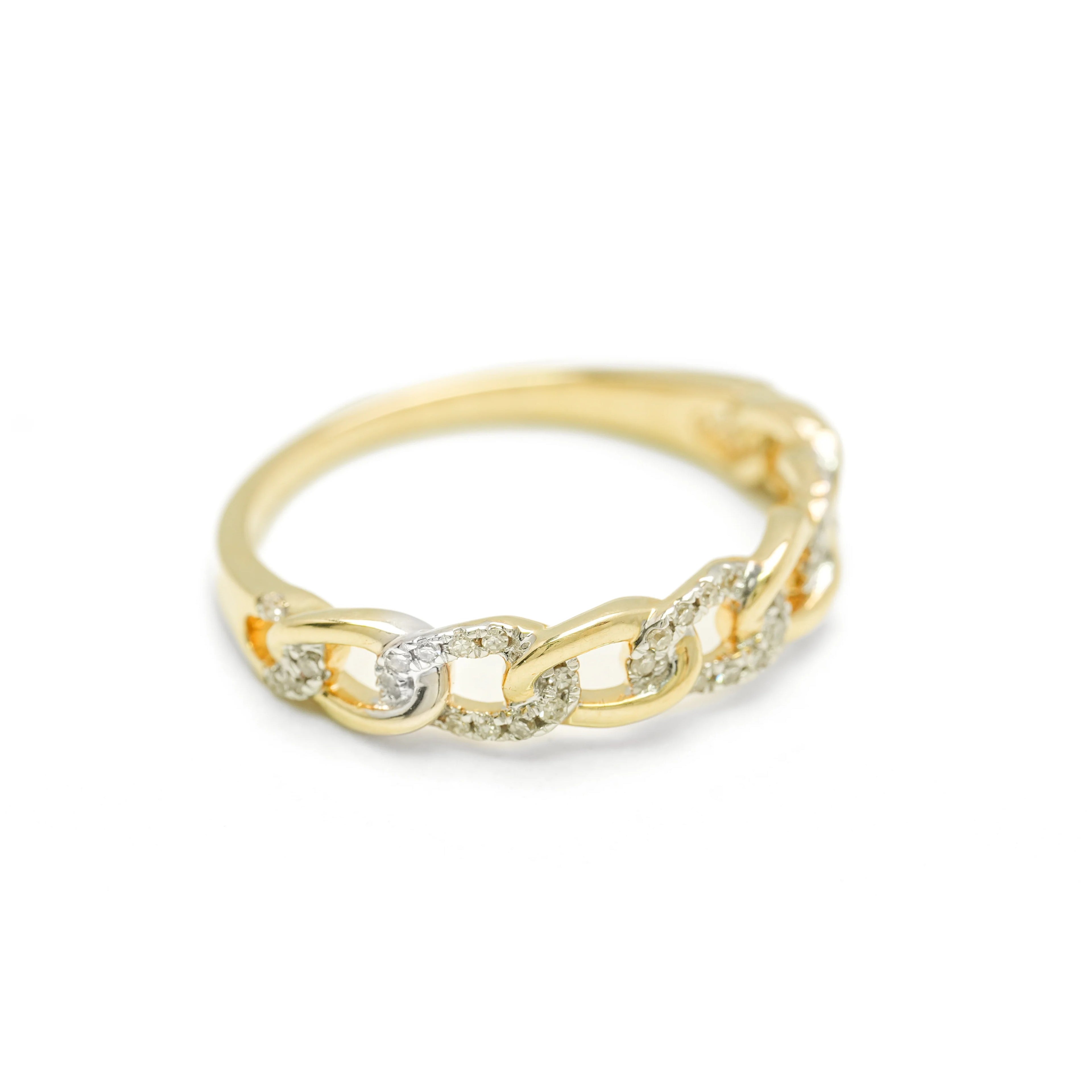 Elegant Gold Chain Ring