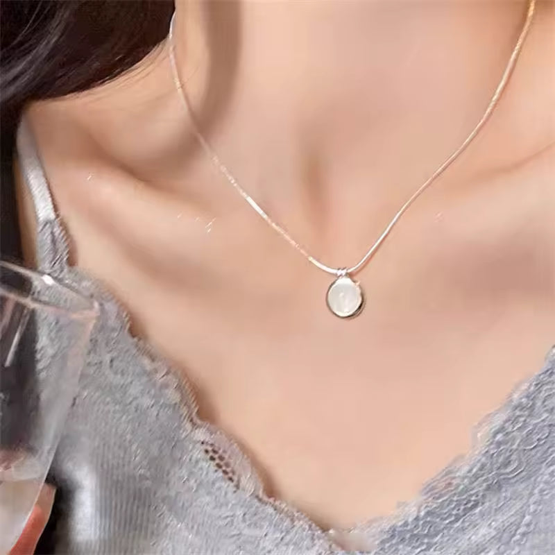 Oval Stone Pendant Necklace
