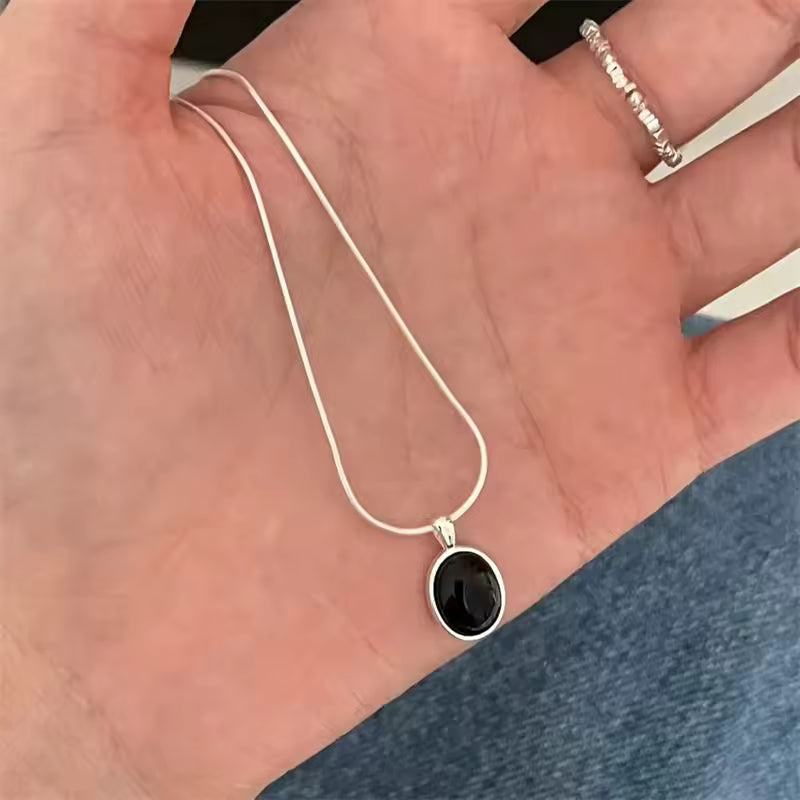Oval Stone Pendant Necklace
