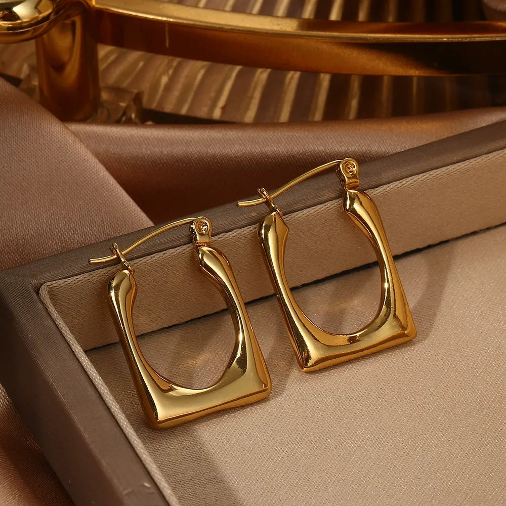 Boucles d'oreilles années 90