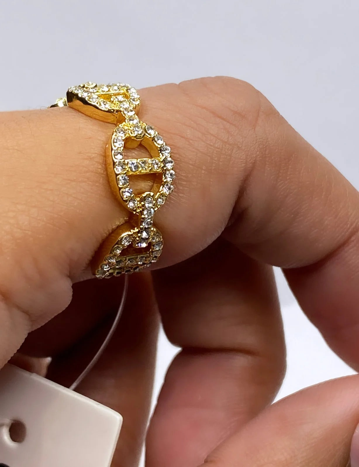 Luxury Gold Chain Ring – Elegant Women’s Ring
