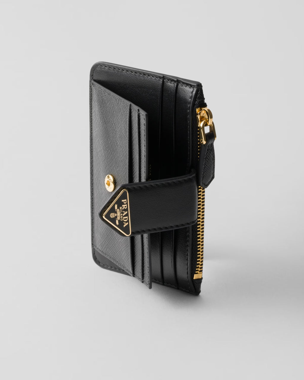 Elegant Black Zipper Women’s Wallet