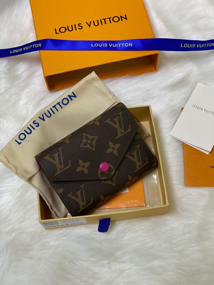 Louis Vuitton Women’s Wallet